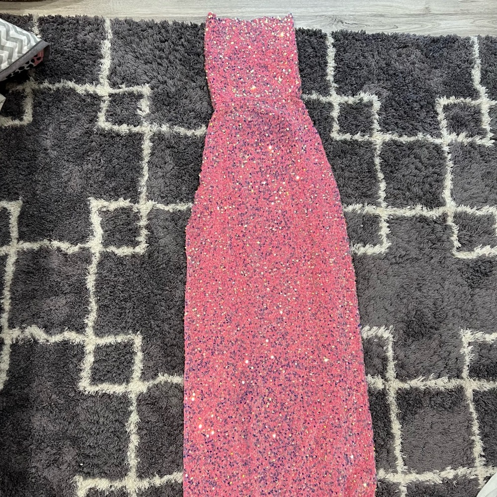 lucy in the sky lissy sequence maxi dress pink- size medium- never worn